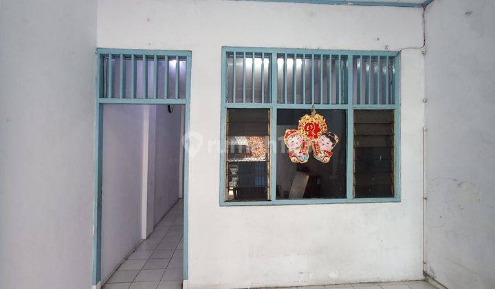 dijual rumah 3 lantai Kawasan glodok, taman sari, Jakarta barat 1
