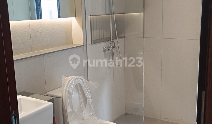 Di Jual Rumah Brand New 3 Lantai, Simprug Golf, Jakarta Selatan 2