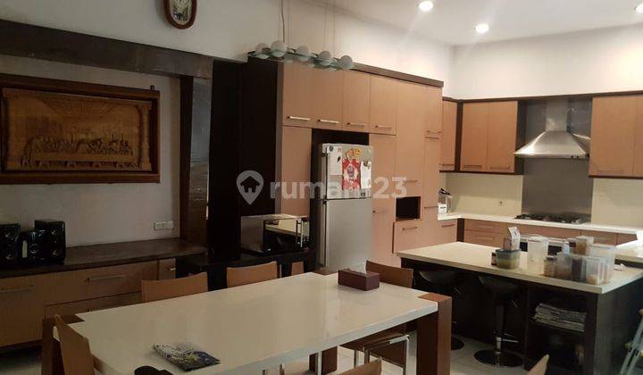 di Jual Rumah 2 Lantai, Pengukiran, Jakarta Barat 2