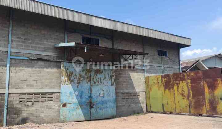 Gudang Siap Pakai di Raya Bambe Surabaya