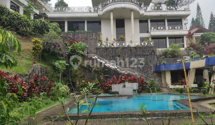 Villa Willis Pecalukan View Tretes City Pandaan 2