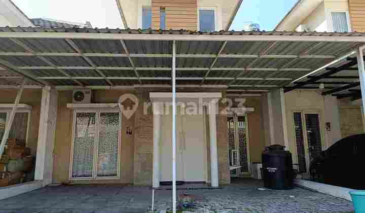 Modern Citra Harmoni Ready-to-Occupy House in Sidoarjo Modern Citra Harmoni Ready-to-Occupy House in Sidoarjo