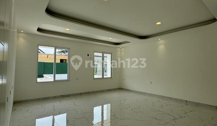 Dijual Rumah Mewah 2 Lt Baru di Lippo Karawaci Bagus SHM di Perumahan Taman Bromo, Jl. Gunung Salak No.1, Bencongan, Kelapa Dua, Tangerang, Banten, Indonesia, 15810, Kelapa Dua 2