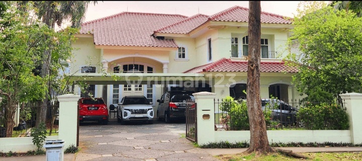 Dijual Rumah Mewah di Boulevard Palm Raya Lippo Karawaci Tangerang