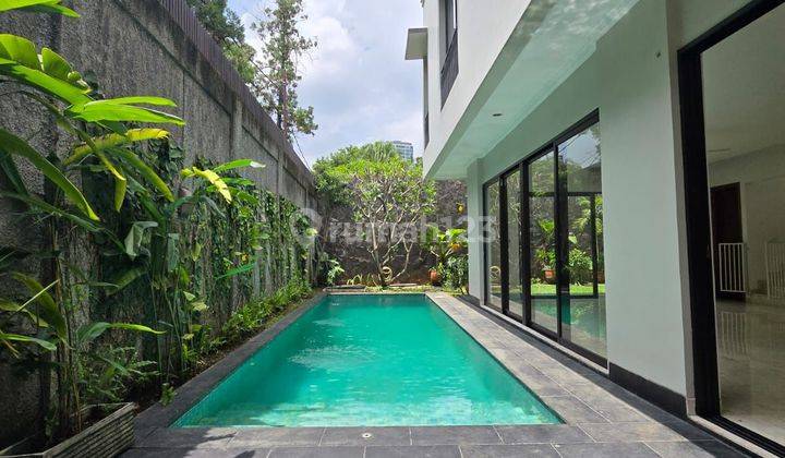 Rumah Mewah  Roof Top Area Kemang Jeruk Purut 2