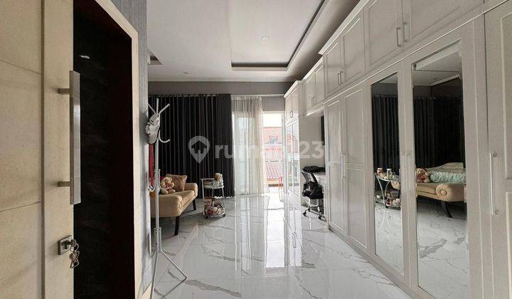 DIJUAL RUMAH 3LT SIAP HUNI DIKELAPA GADING  2