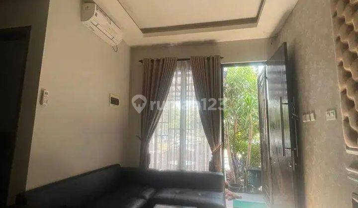 Dijual Rumah 2.5 lantai di Jakarta Garden City 1