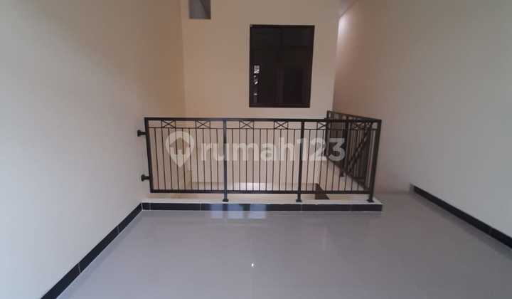 For Rent 2-Story House Ready to Occupy in Kelapa Gading For Rent 2-Story House Ready to Occupy in Kelapa Gading