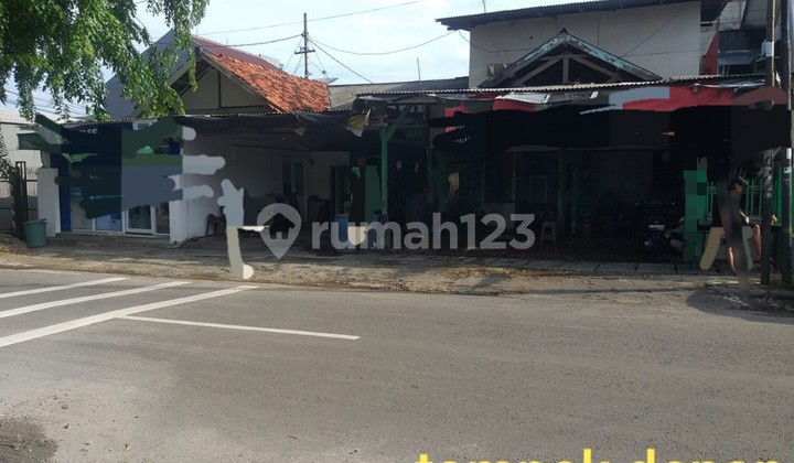 Dijual Murah Rumah Tua dijalan raya di kampung ambon, kayu putih, jaktim