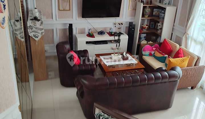 For sale quick house in Jakarta Garden City