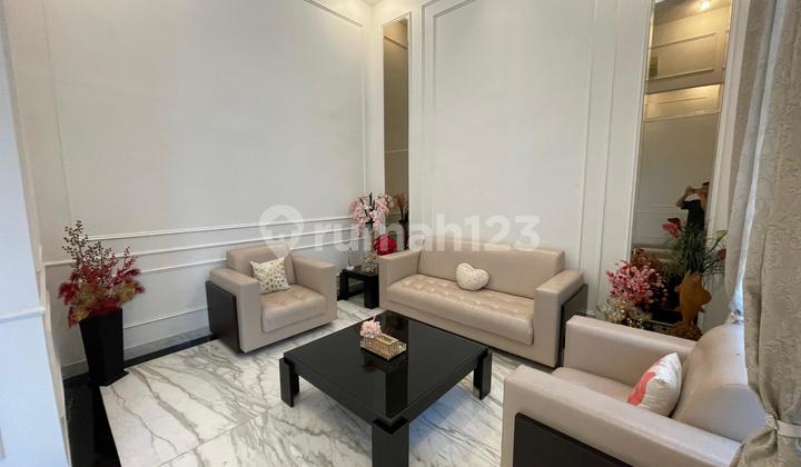 Dijual 4 Lt Rumah Bagus di Vila Artha Gading 2