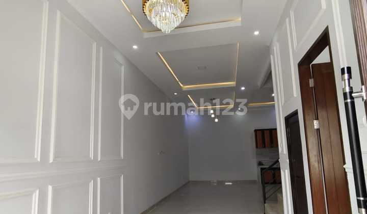 DIJUAL RUMAH 3 LT SIAP HUNI DI KELAPA GADING 2