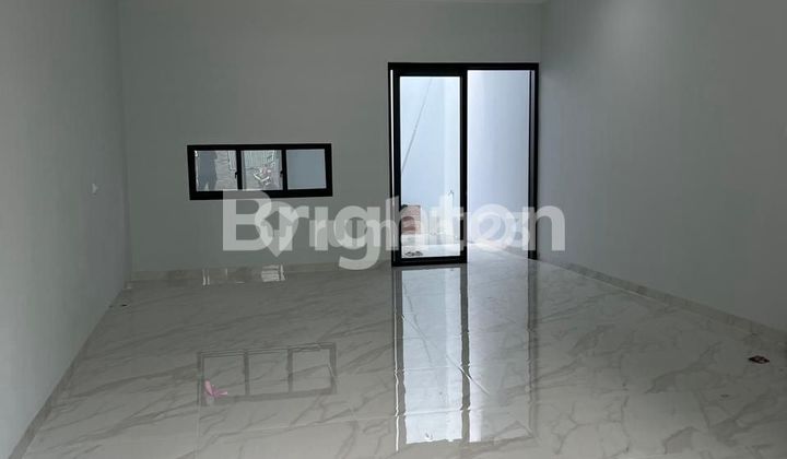 Turun Harga Rumah Baru 3 Lantai Siap Huni Di Duri Kepa, Dekat Tanjung Duren, Jakarta Barat