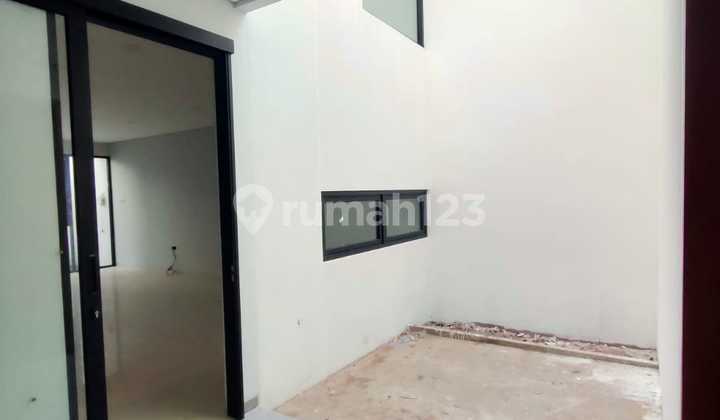 New House Taman Holis Indah 2 Bandung 2