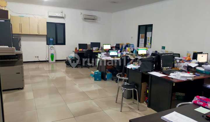 Gudang Luas Dekat Stasiun Kereta Cepat GedeBage Bandung Gudang Luas Dekat Stasiun Kereta Cepat GedeBage Bandung