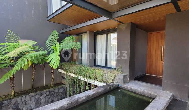 Rumah Mewah View Danau By Harold Architect