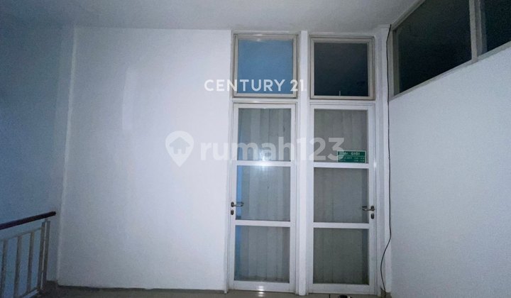 2-Story Shop House Ready to Use Strategic Location Jatinangor Sumedang 2