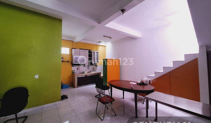 Rumah 2 Lantai Semi Furnished Di Jl Taman Rahayu 1 Bandung 2