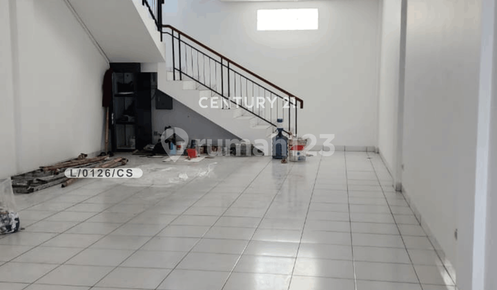 Ruko 3 Lantai Min Sewa 2 Tahun Strategis di Mekarwangi Bandung