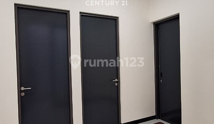 Rumah 2 Lantai di Cluster Gardenville Taman Kopo Indah 5 Bandung 2