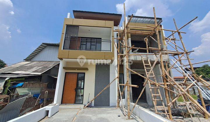 Rumah 2 Lantai Moderen Minimalis di Depok Tapos 600Jtan  2