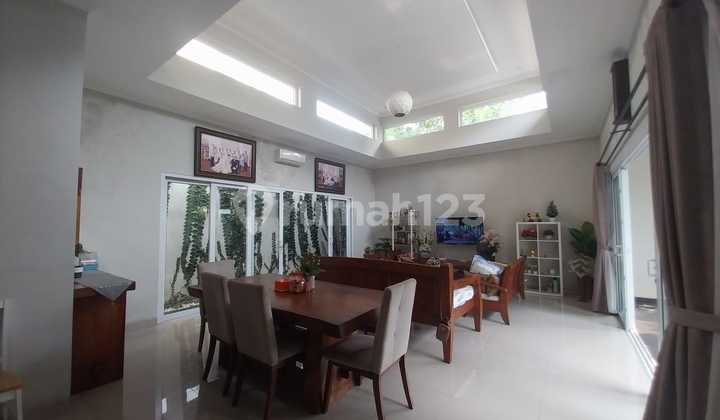 Taman Semanan Indah [ Usia Bangunan Baru 3thn ], Jakarta Barat