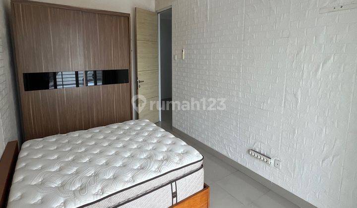 Gila Murahnya !! Rumah 2.5 Lantai Alam Sutera 7x16 Harga 2.4m  2