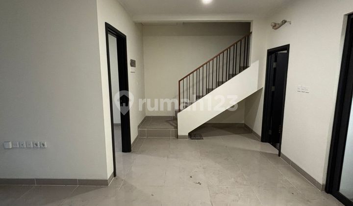 Dijual Rumah Bagus di Leonora, Gading Serpong