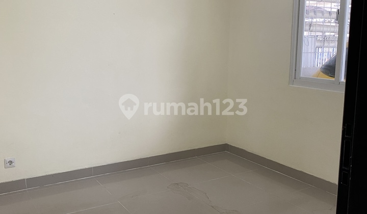 Dijual Rumah Full Renov di Gading Serpong Sektor 6 2