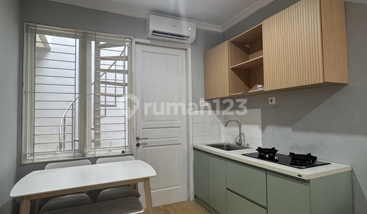 For Sale, Karelia Village House, Gading Serpong