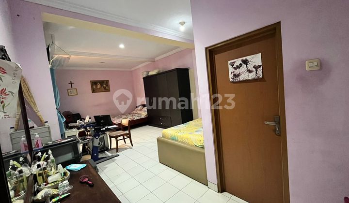 House for Sale in Sector 1B Gading Serpong 10x25 2