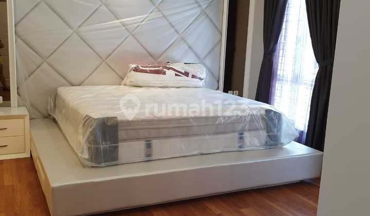 For Sale: Menaggio Illago House, Gading Serpong 10x17