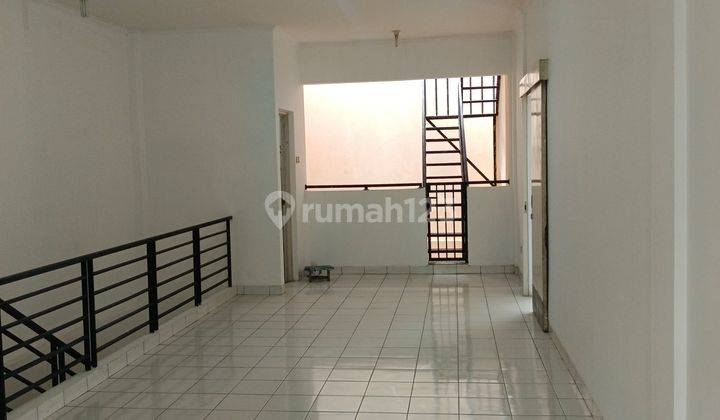 Dijual Ruko Gandeng Siap Pakai di Taman Royal 1
