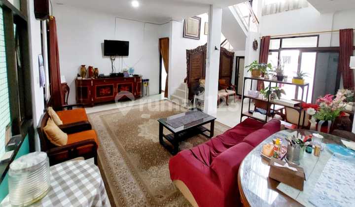 For Sale 2-Story House in Kencana Loka BSD 10x20 2