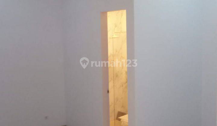 Rumah Rungkut Asri Tengah New Modern Minimalis  2