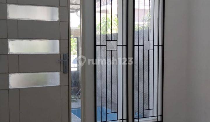 Dijual Rumah 2 Lantai Nol Jalan Raya Menganti 2