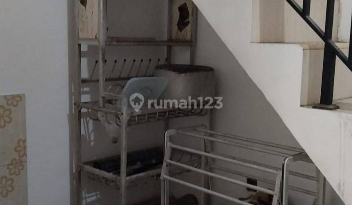 Rumah 2 Lantai Nol Jalan Raya Menganti Gresik 2