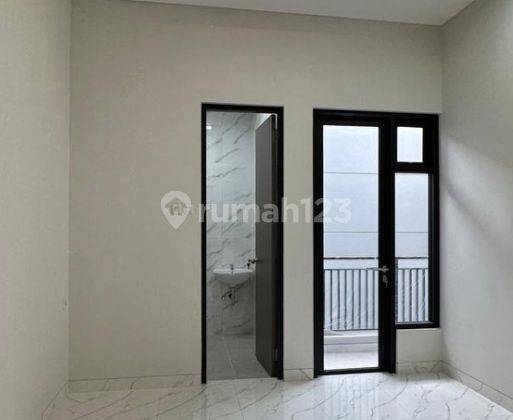 Dijual Rumah Minimalis 2 Lantai Medokan Asri Utara 2