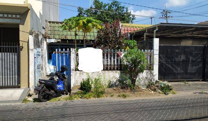 Dijual Rumah Hitung Tanah Simpang Darmo 2