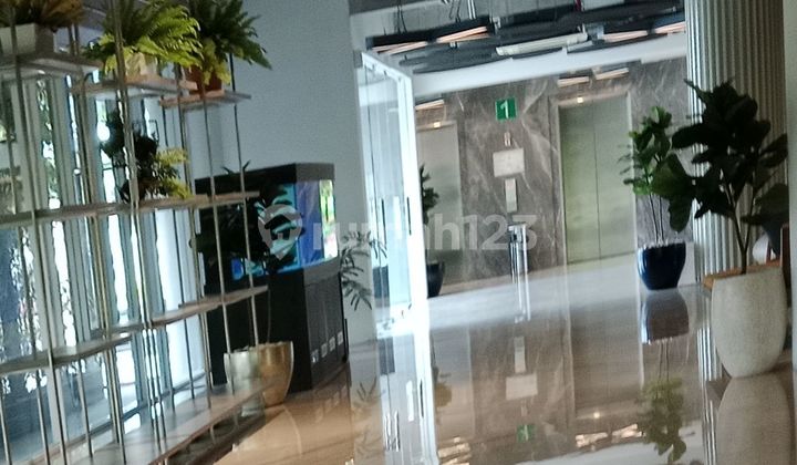 For Rent Commercial Space Office Tower The Royal 55