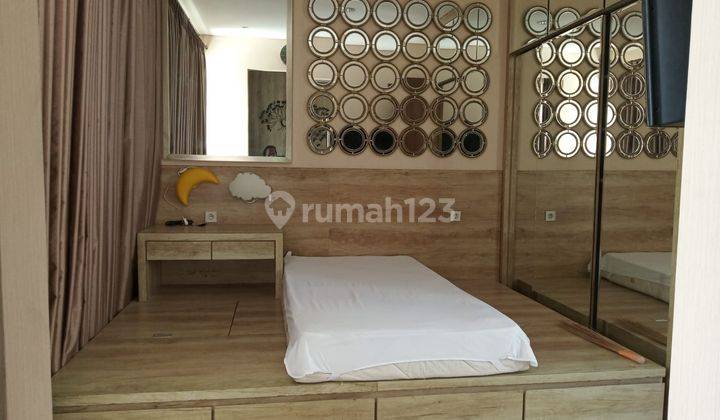 kamar tidur dijual rumah 2 lantai forest