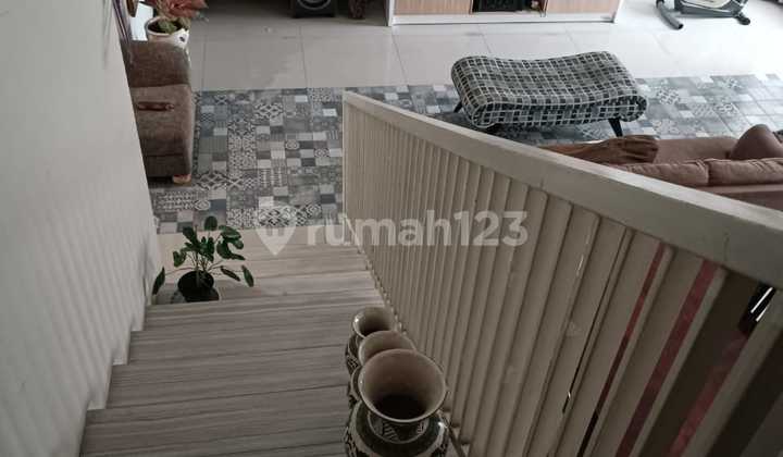 Dijual Rumah di Araya Tahap 2, Dekat Semolowaru 2