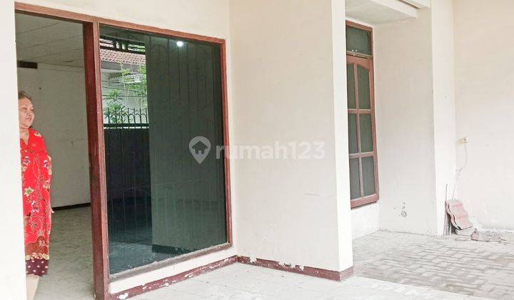 Disewakan Rumah Pusat Kota Pakis Tirtosari Depan Ciputra Mall 2