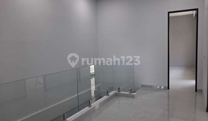 Dijual Rumah Minimalis Modern Manyar Jaya. Dekat Its, Unair  2