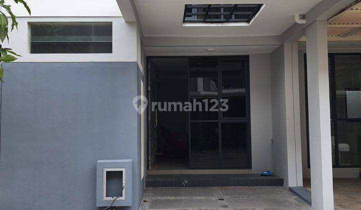 Disewakan Rumah Minimalis Modern Royal Residence 2