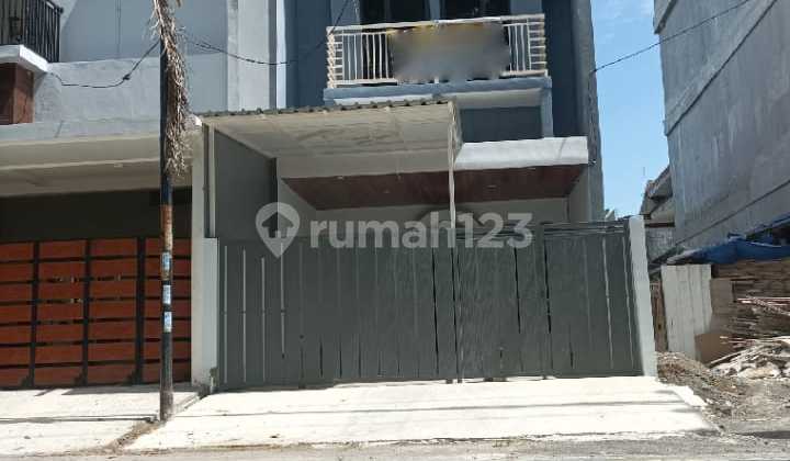Dijual Rumah Rumah 2 Lantai Disiwalankerto Surabaya