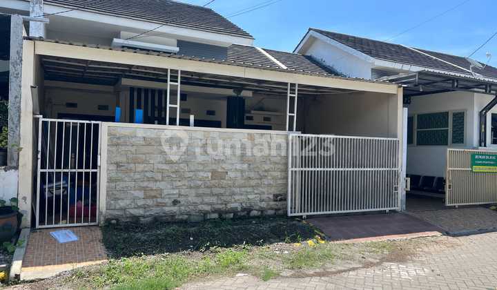 Dijual Via Lelang Rumah Modern Selangkah Ke Bandara
