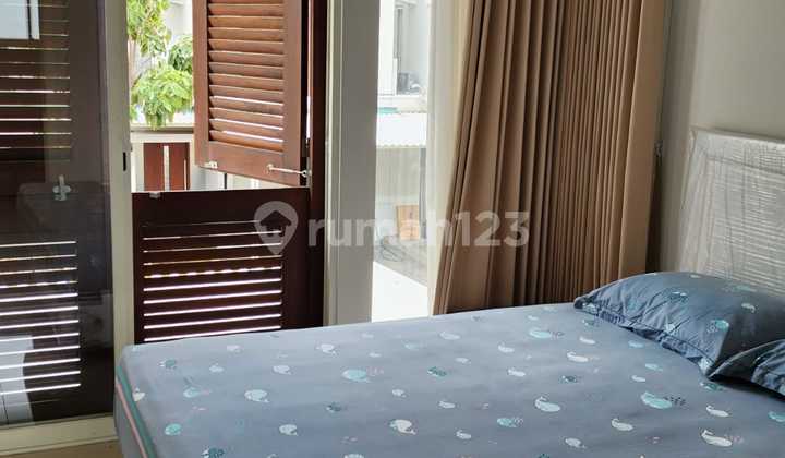 Dijual Rumah Full Furnished, Terawat Siap Huni di Grand Harvest 2