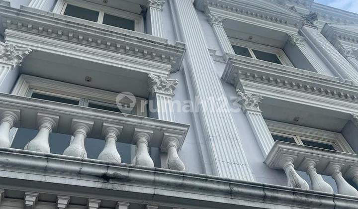 For Rent Three-Story Shop House Waru Sidoarjo