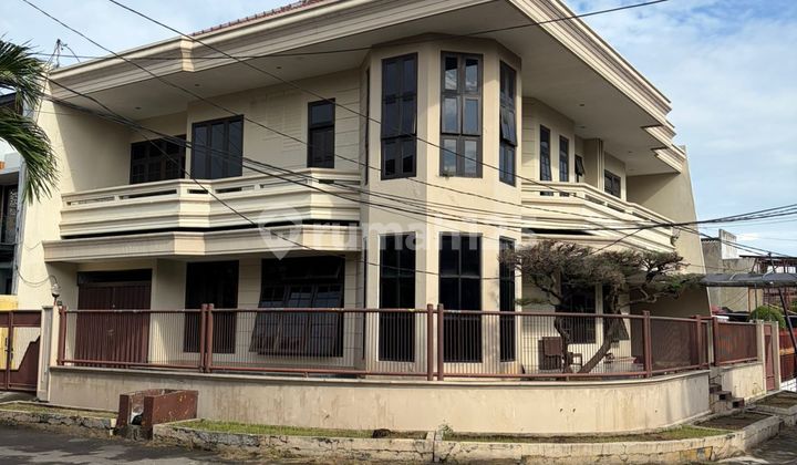 Fast Sale 2-Story House at Darmo Harapan, Corner Position, Surabaya Fast Sale 2-Story House at Darmo Harapan, Corner Position, Surabaya